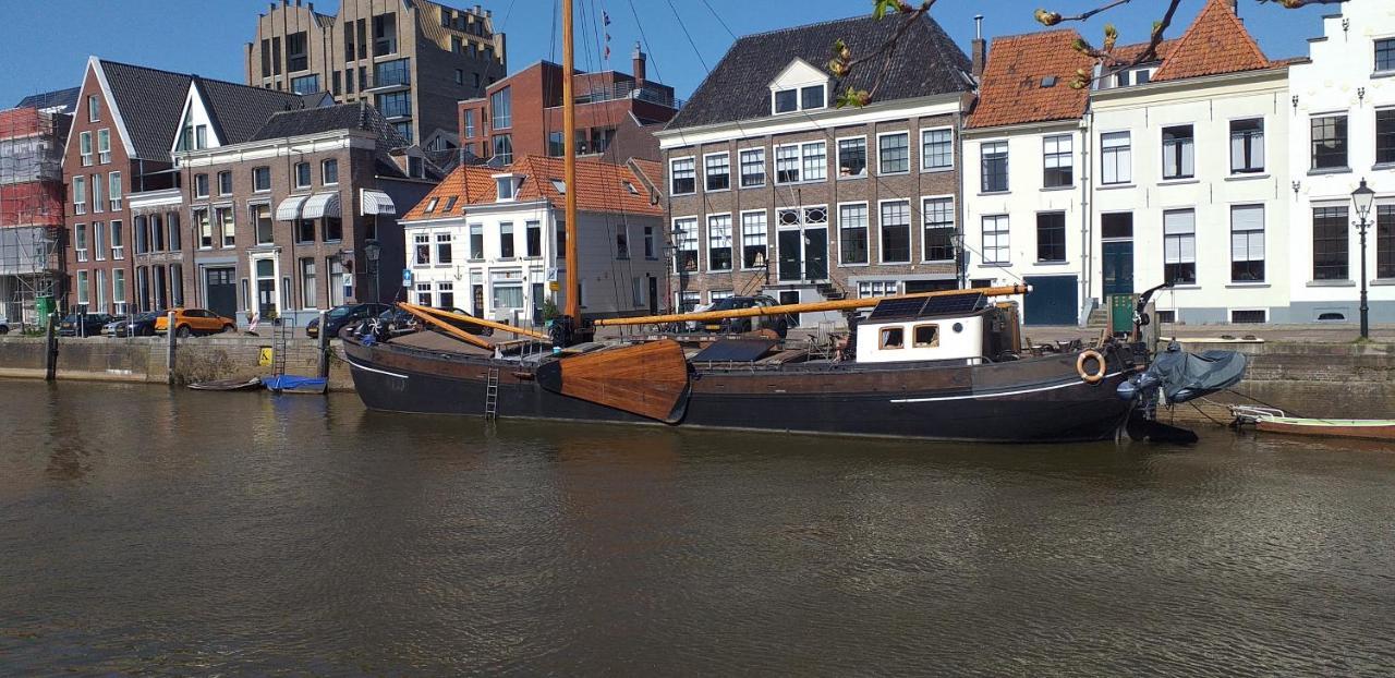 Thorbecke Canal View 42 M2 Loft Zwolle  Luaran gambar